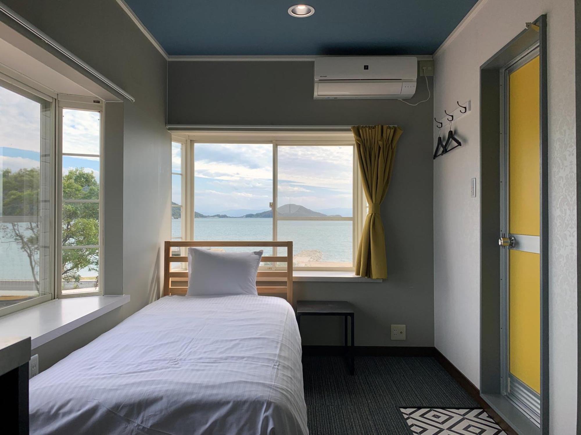 Hatn Hat Guesthouse ハッツンハット Shodoshima Extérieur photo